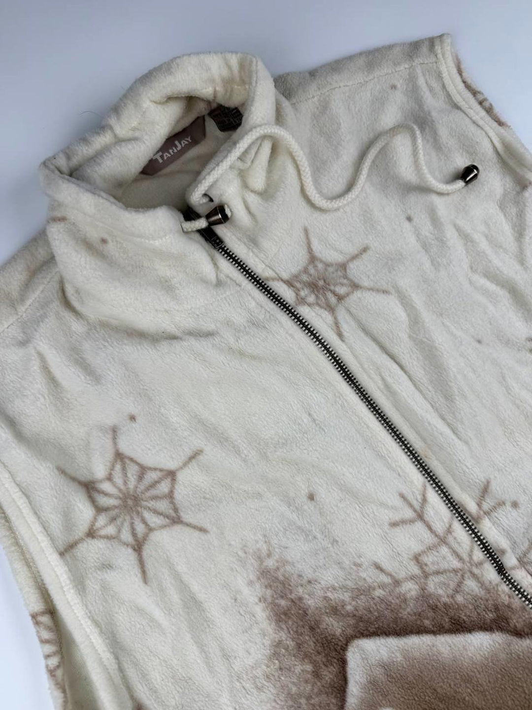 Vintage Sleeveless Fleece Vest with Mountain and Snowflake Design