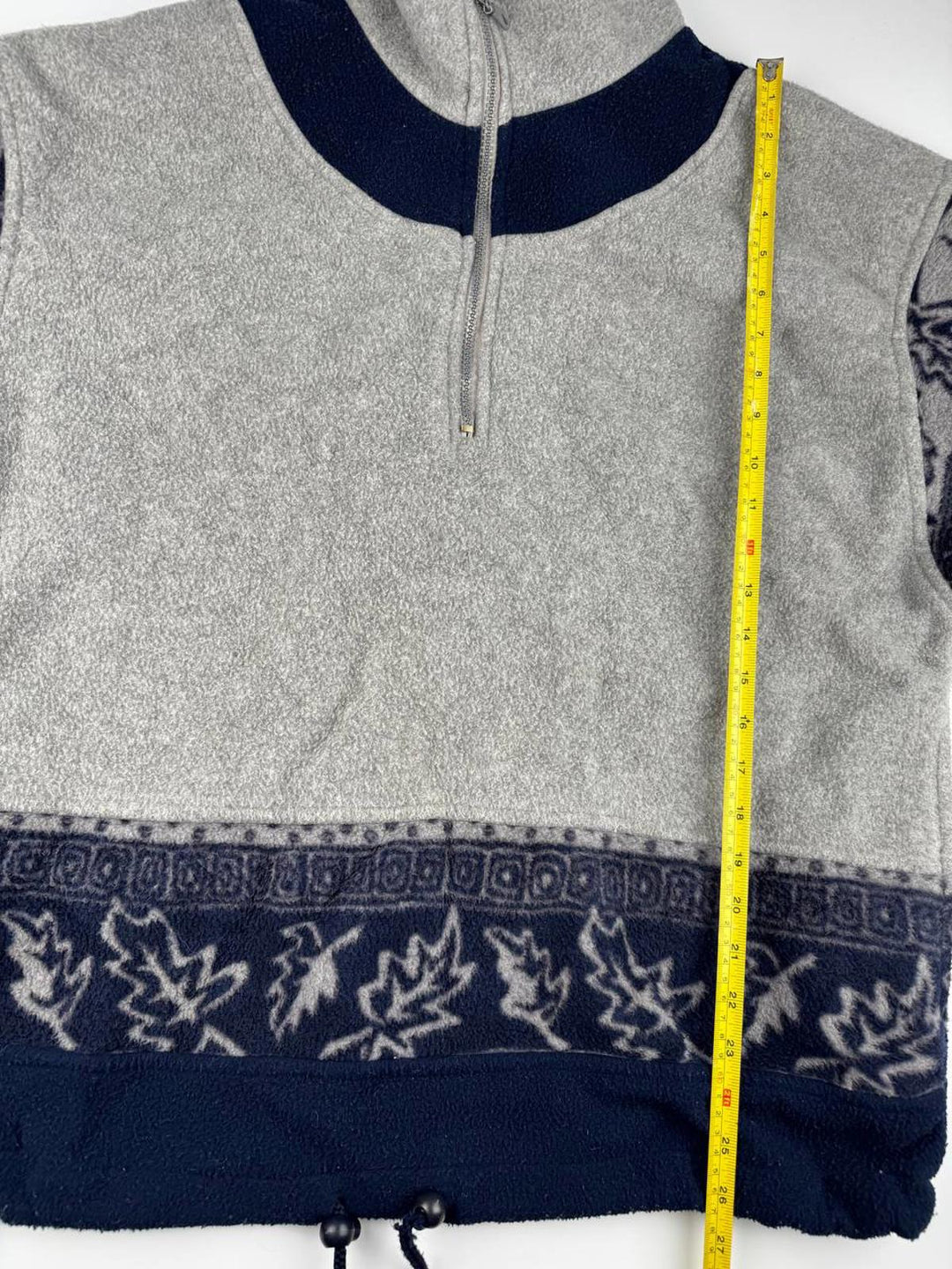 Vintage Grey and Navy Half-Zip Pullover Sweatshirt Fleece
