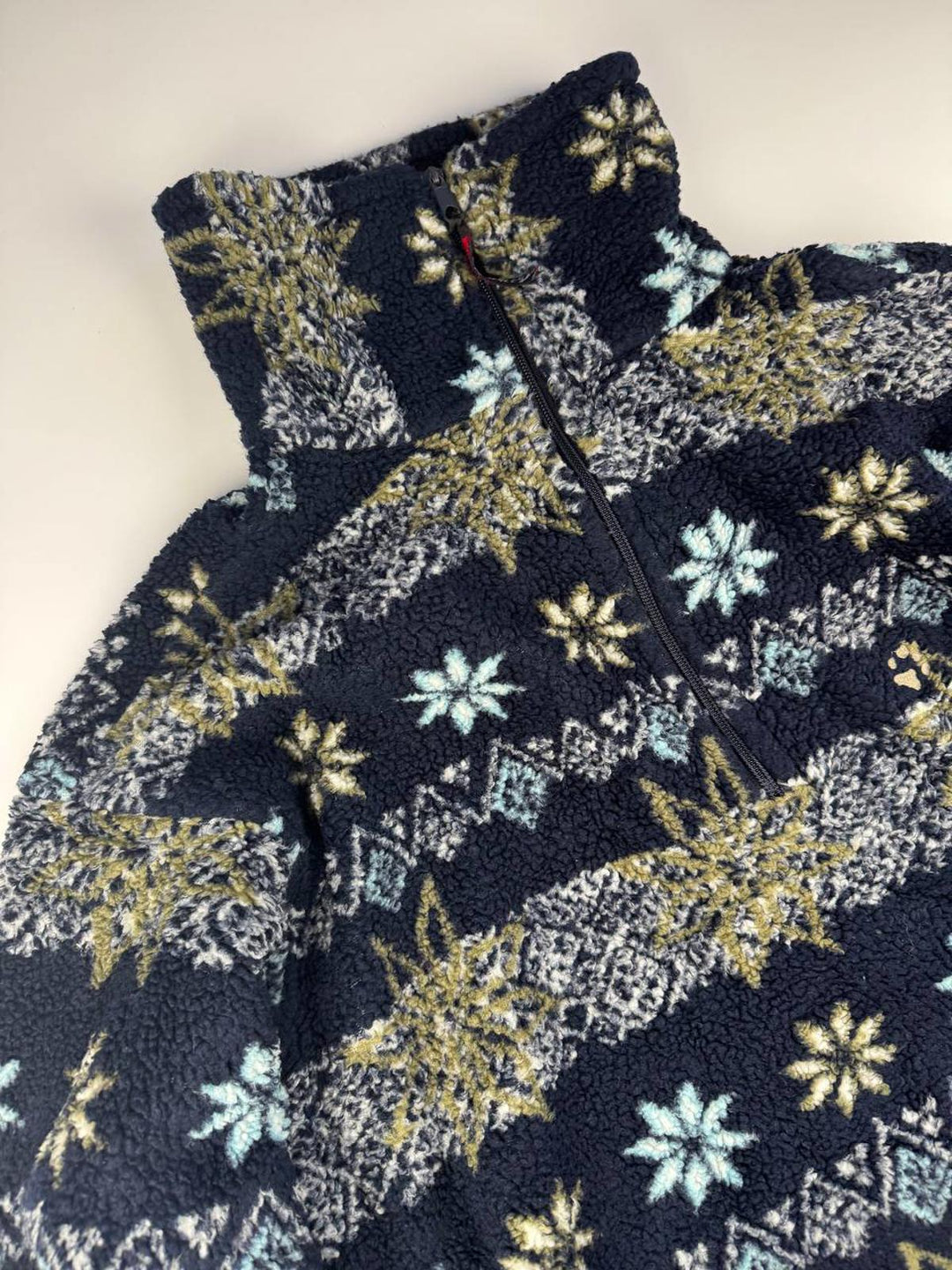 Vintage Fleece Jacket with Snowflake Pattern Quarter Zip
