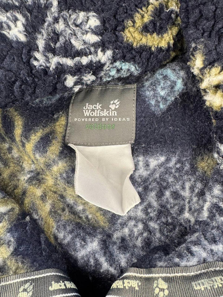 Vintage Fleece Jacket with Snowflake Pattern Quarter Zip