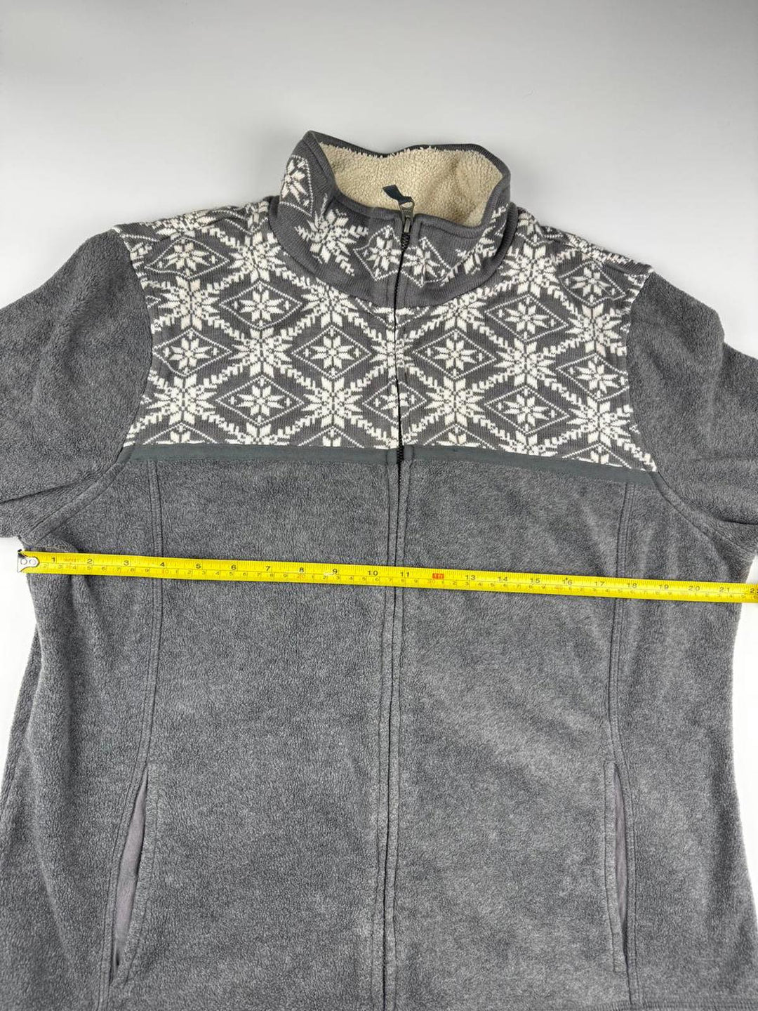 Vintage Women's Grey Fleece Jacket Patterned