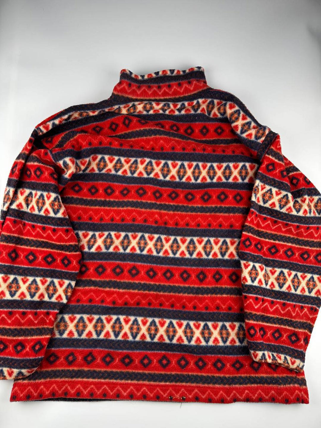 Vintage Red Patterned Fleece Jacket with Half-Zip and Front Pocket
